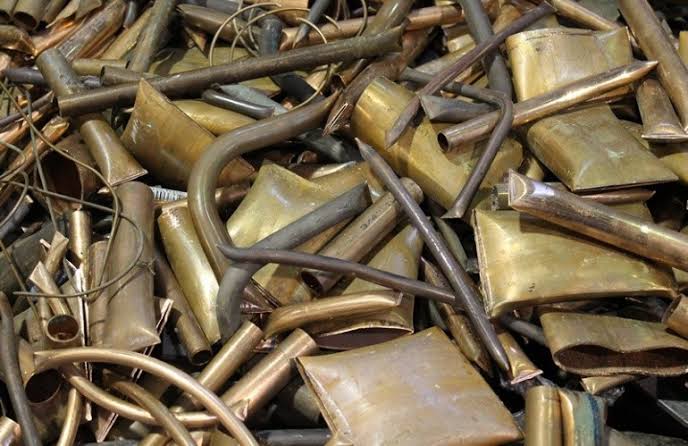 clean brass